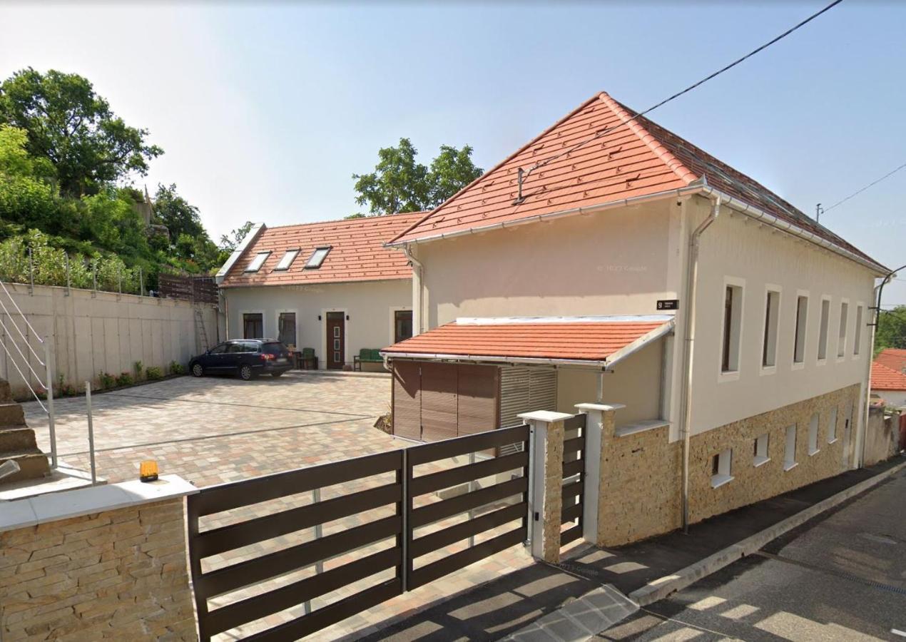 Monbuhim Comfort Veszprém Exterior photo